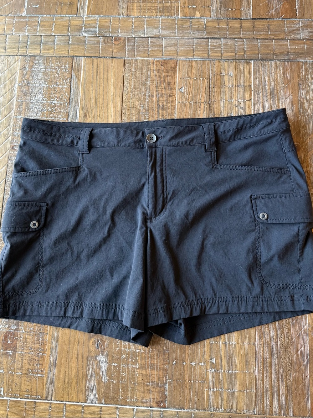 Eddie Bauer Black Women's Cargo Shorts with Flap Pockets